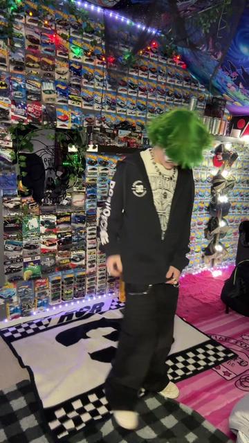 @mrkz_wrld