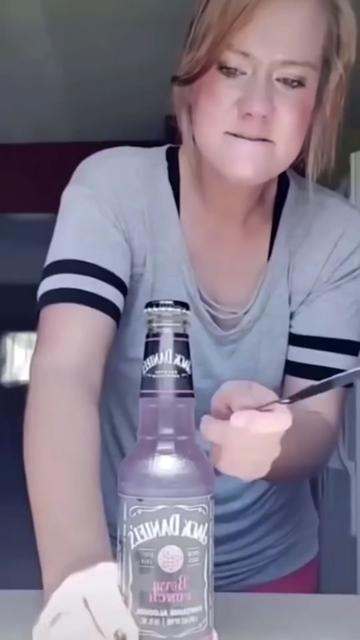 @BurgerQue