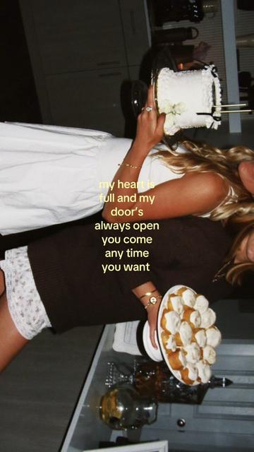 @RACHEL ZWONITZER