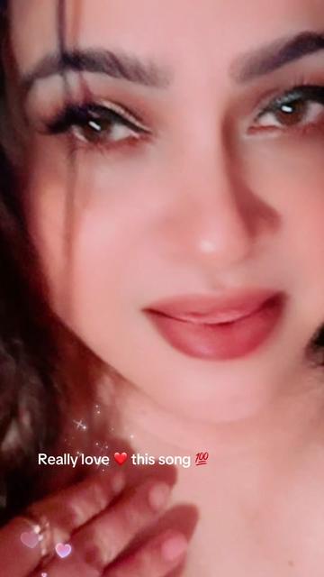 @PRIYA 3😘