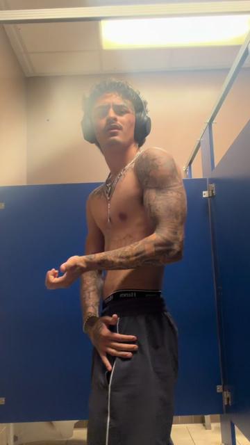 @LochoChops