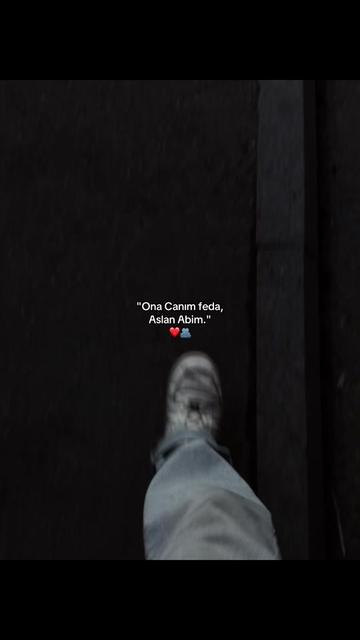 @𝓜.
