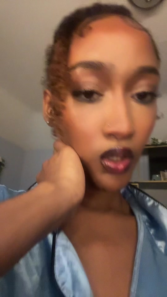 @Neli&trade;️