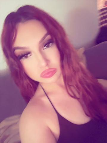 @Katiebabyy 🍒🎱🍸
