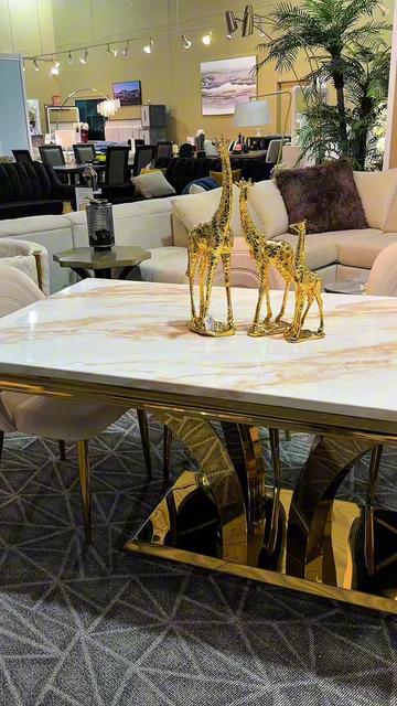 @Royal living furniture