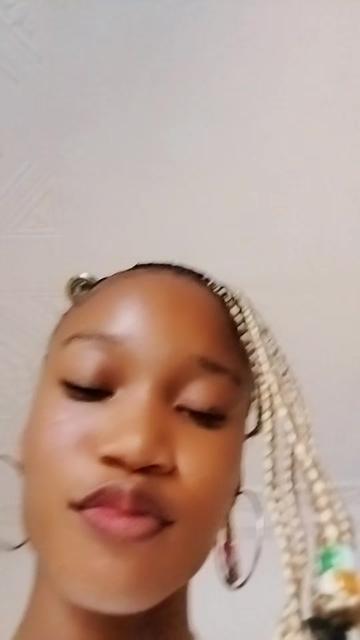 @Mc4wot Comedian