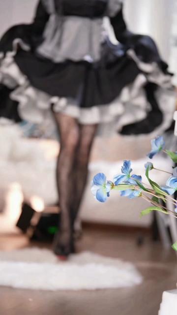 @cosplay girl