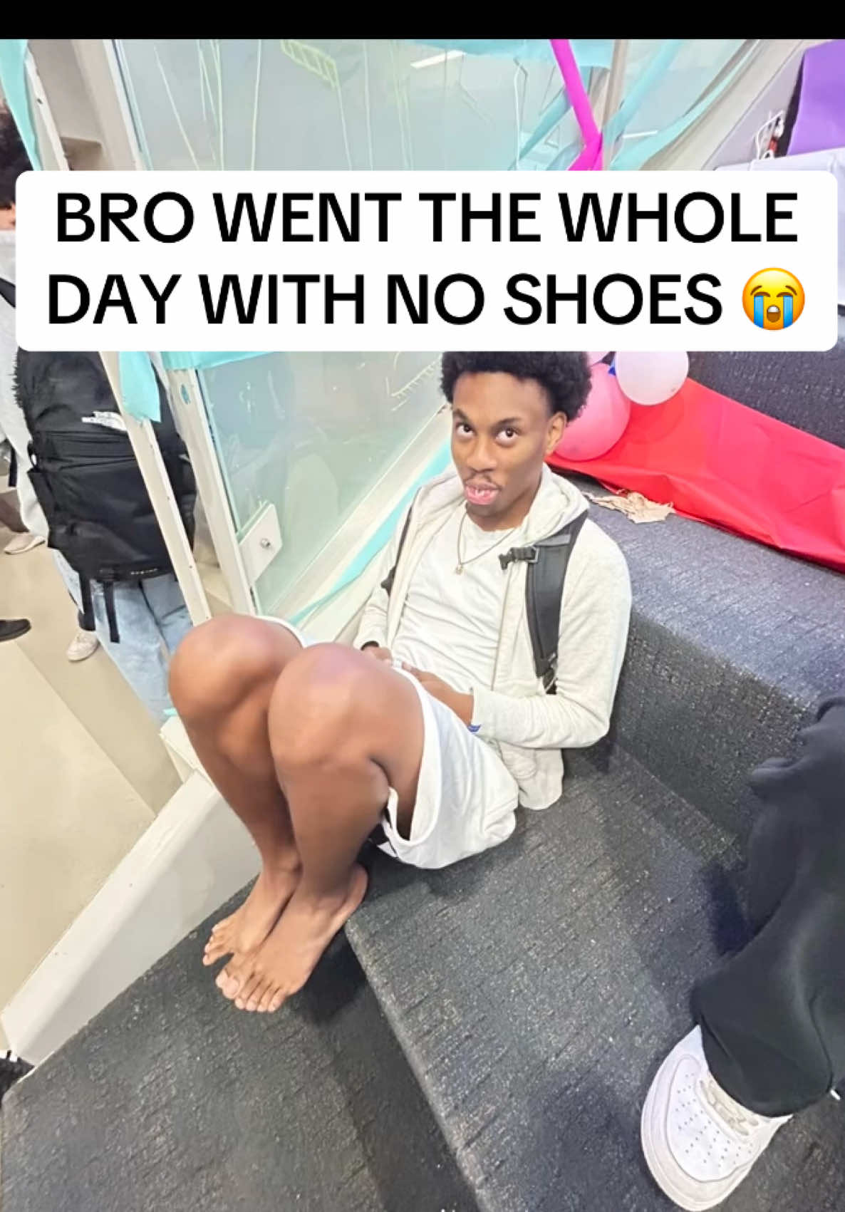 @B/R Kicks