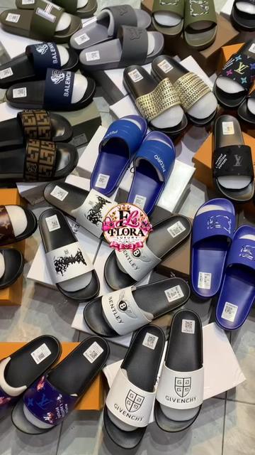 @FLORA LUXURY SLIDES/BAGS❤️