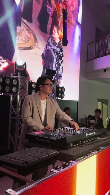@DJ Gowshut