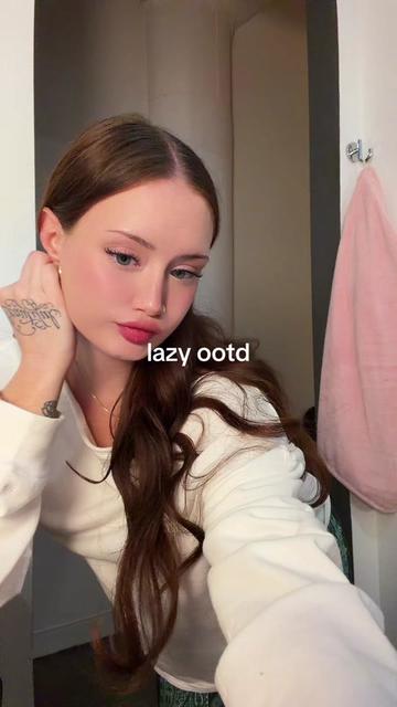 @Lena Carina