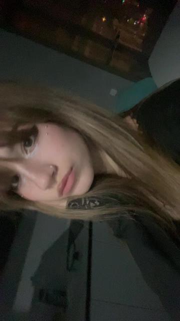 @дэмочка🪽
