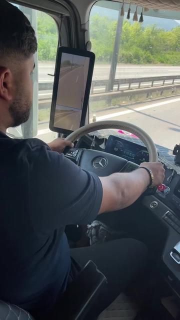 @Alicoo