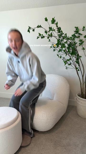 @CarlieShops