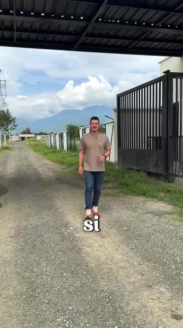 @Carlos Dávila bienes raíces