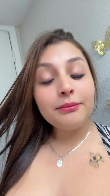 @🐝✨ℳ𝓪𝓻𝓲✨🐝