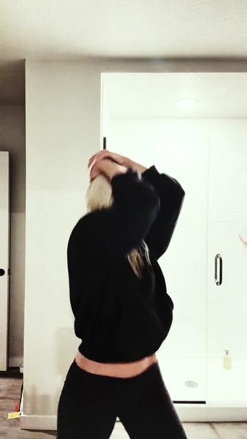 @Lilhep