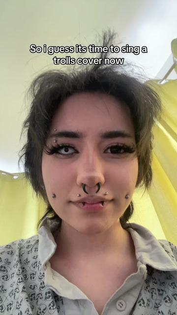 @؟