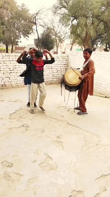 @Dhol De Rang