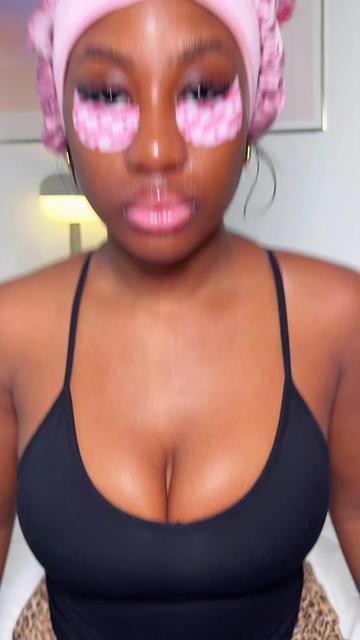 @toyomuyiwa 🖤