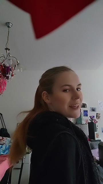@x.ixts_leny