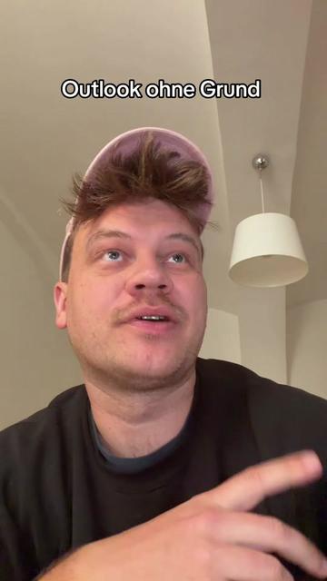 @ClowdyRowdy