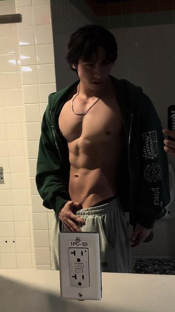 @.persuasionn