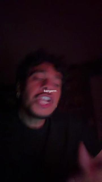 @awzzy