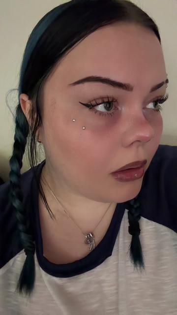 @Meganlove777