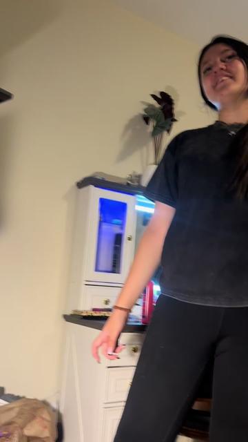 @90sgirlinthe20s