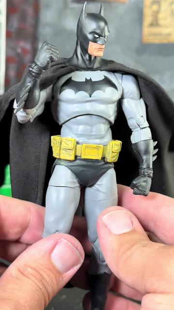 @Mikes_Collectibles