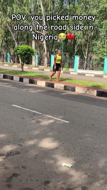 @PRETTY DE CONTENT CREATOR