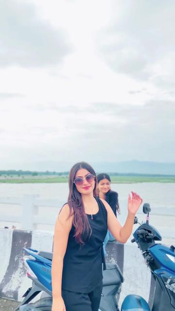 @बबिता ᥫ᭡