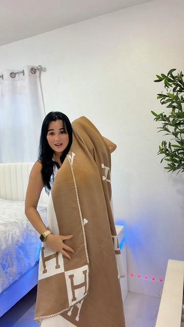 @yuni.beauty