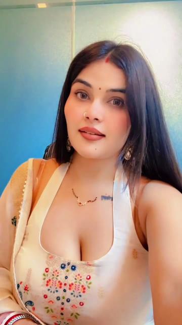 @divya_sharmaa1