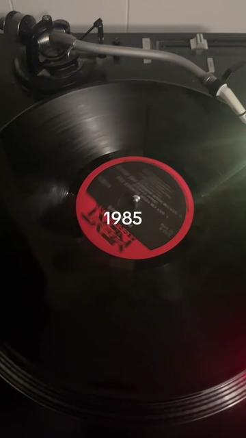 @The Vinylist