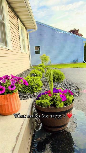 @Karen Guillen-WI & IL Realtor