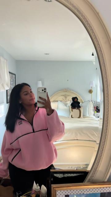 @Chlo Love 🪩💄✨