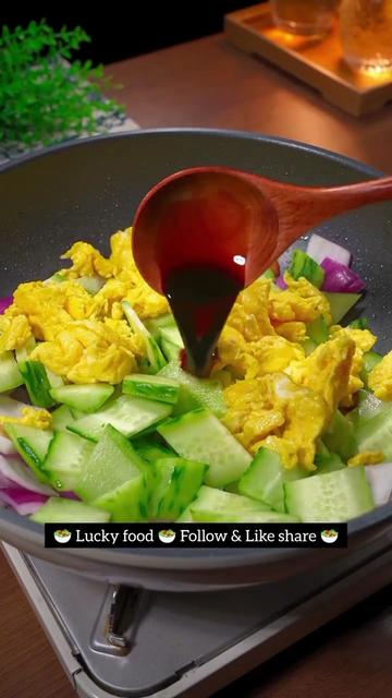 @Lucky food