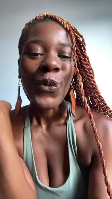 @wedrinkwine_