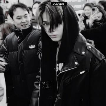 @๐ฌ๐๐ โ