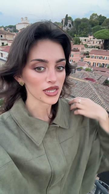 @Sophia