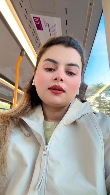 @Jharana🧿🫶
