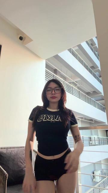 @maevianna