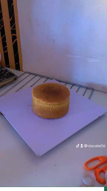 @OLA OLA BAKING HOME