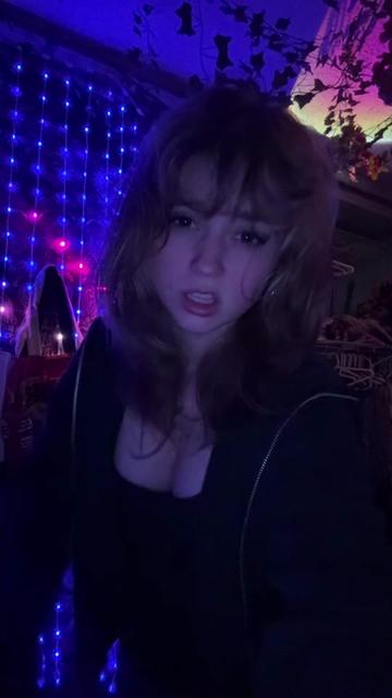 @standandtalkwithlyn