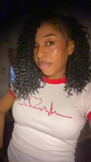 @Chichi🌟💕