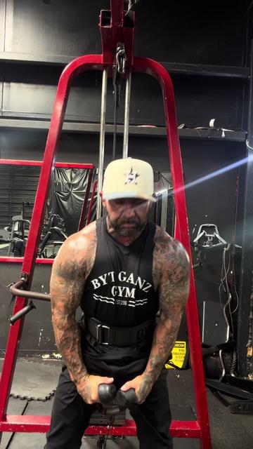 @Mosesfitandtatted
