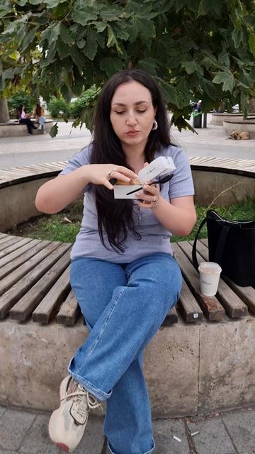@Anna | Muradi
