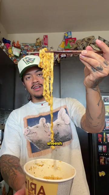 @Hungry4Munchies